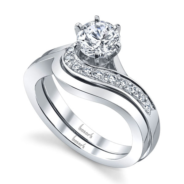 14Kt White Gold Flowing Diamond Engagement Ring