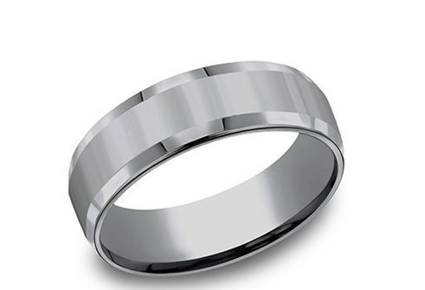 7mm Tantalum Band with a beveled edge
