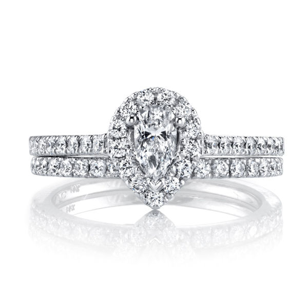 14kt White Gold Pear Shaped Halo Engagement Ring