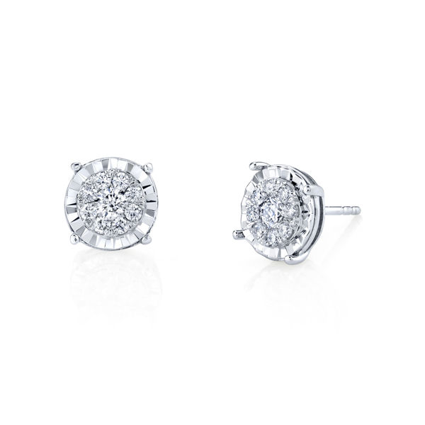 14kt White Gold Illusion Cluster Stud Earrings