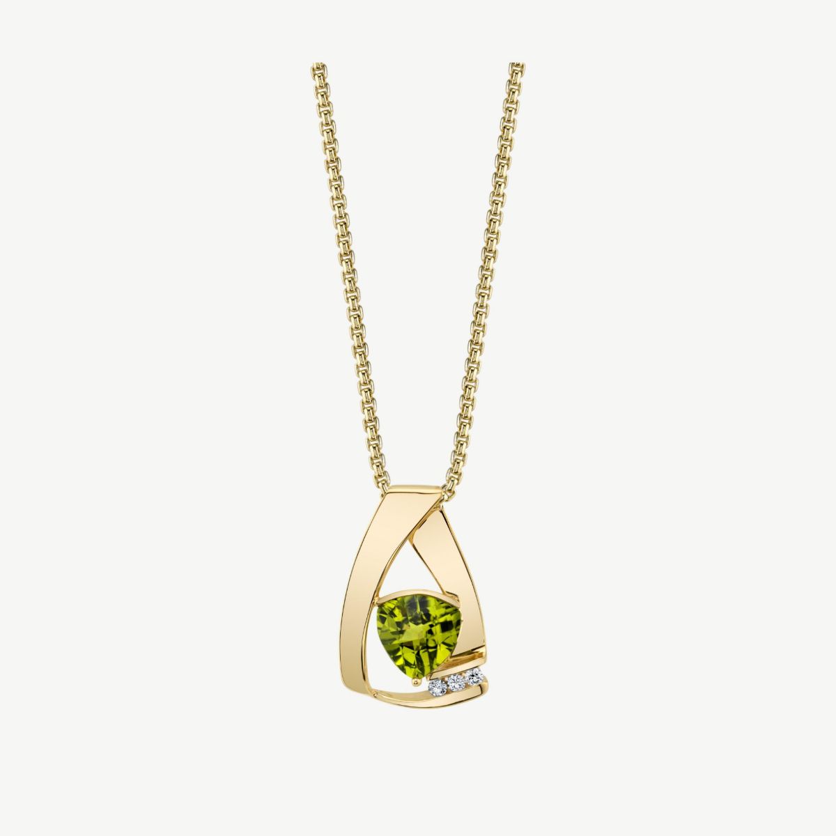 Picture of 14K Yellow Gold Peridot Triangle Pendant
